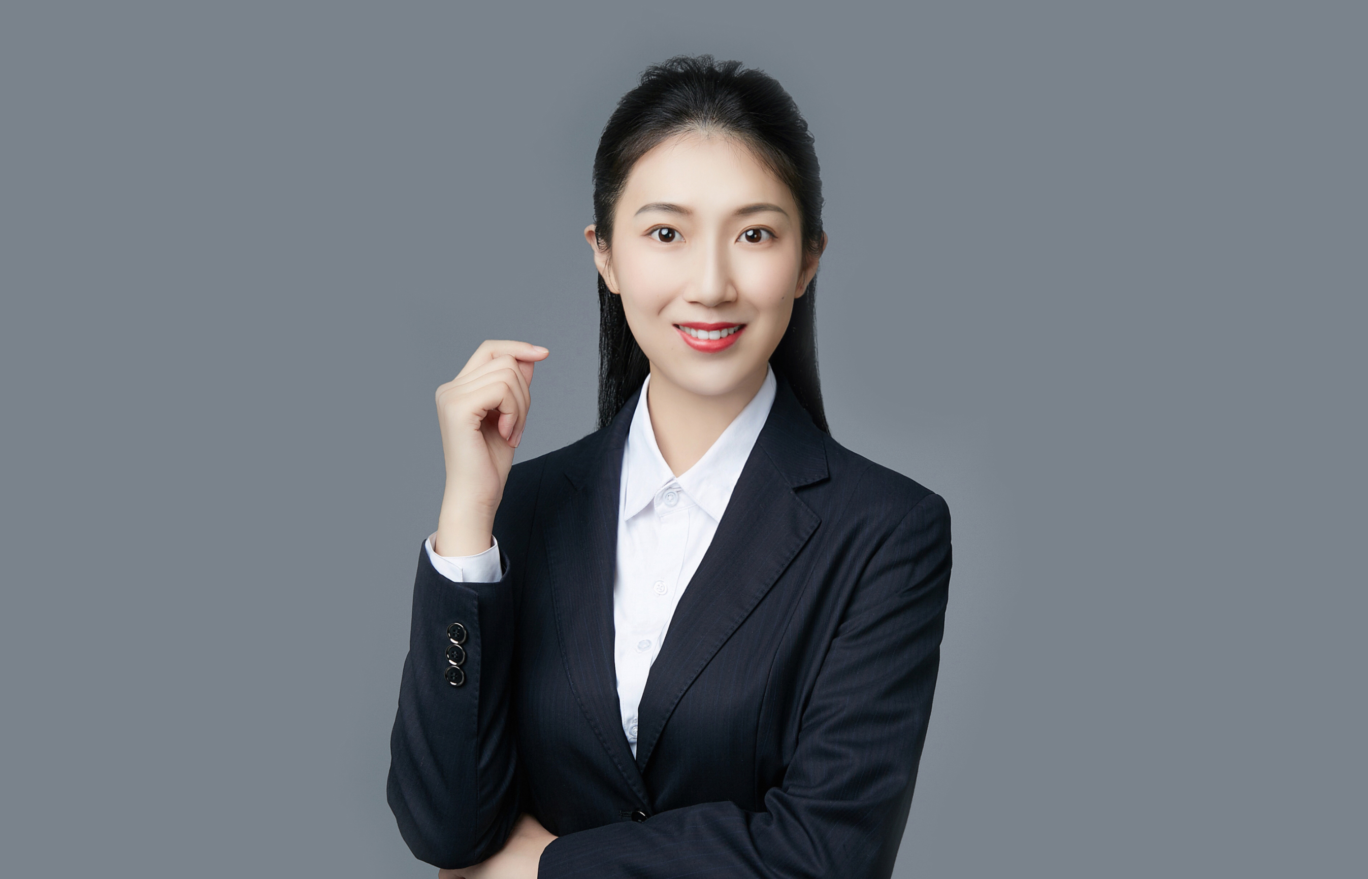 王育 王育